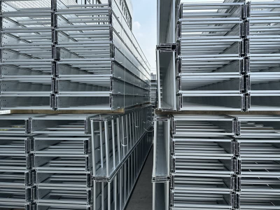 Pendakap dulang kabel lapisan dua