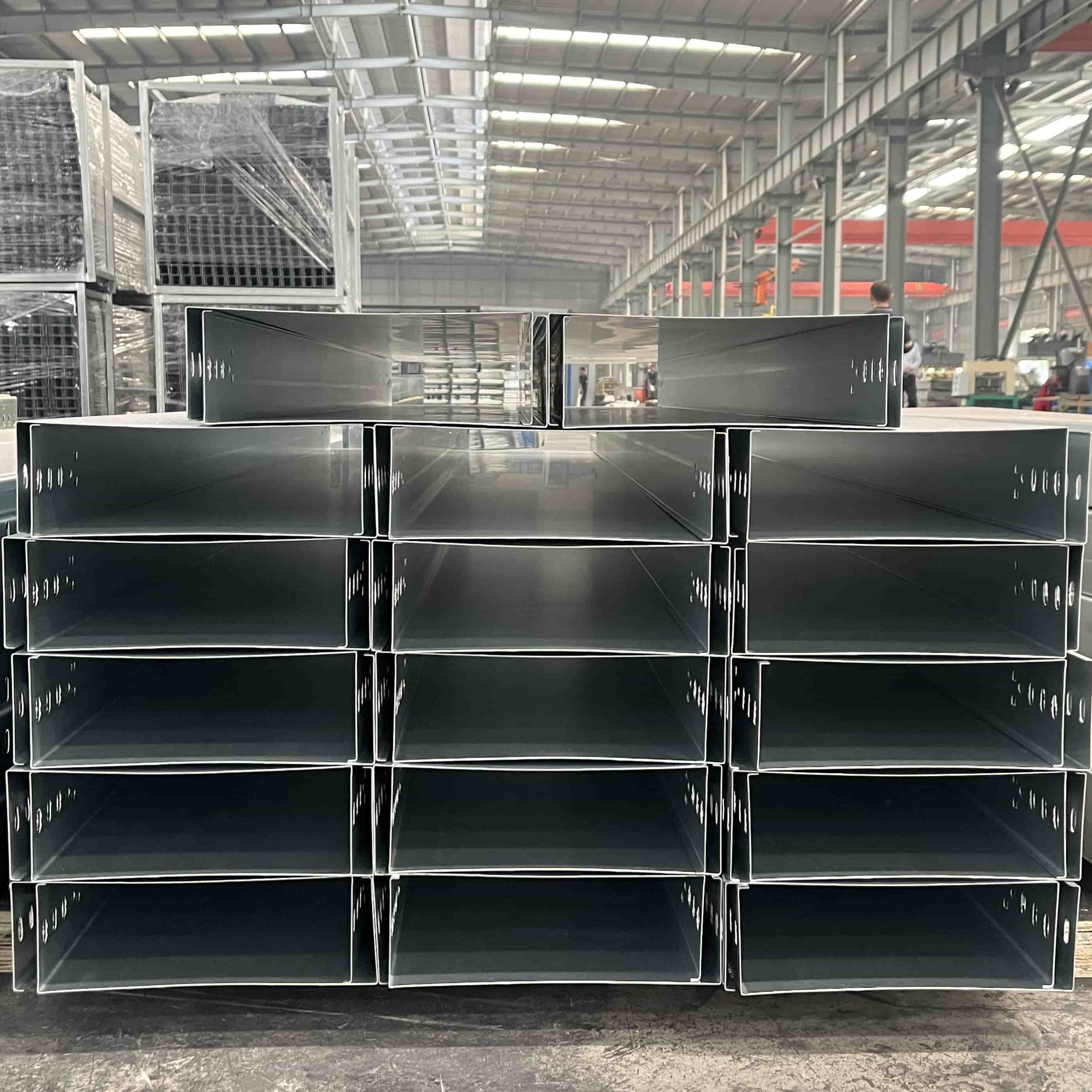 melalui dulang kabel melalui dulang kabel