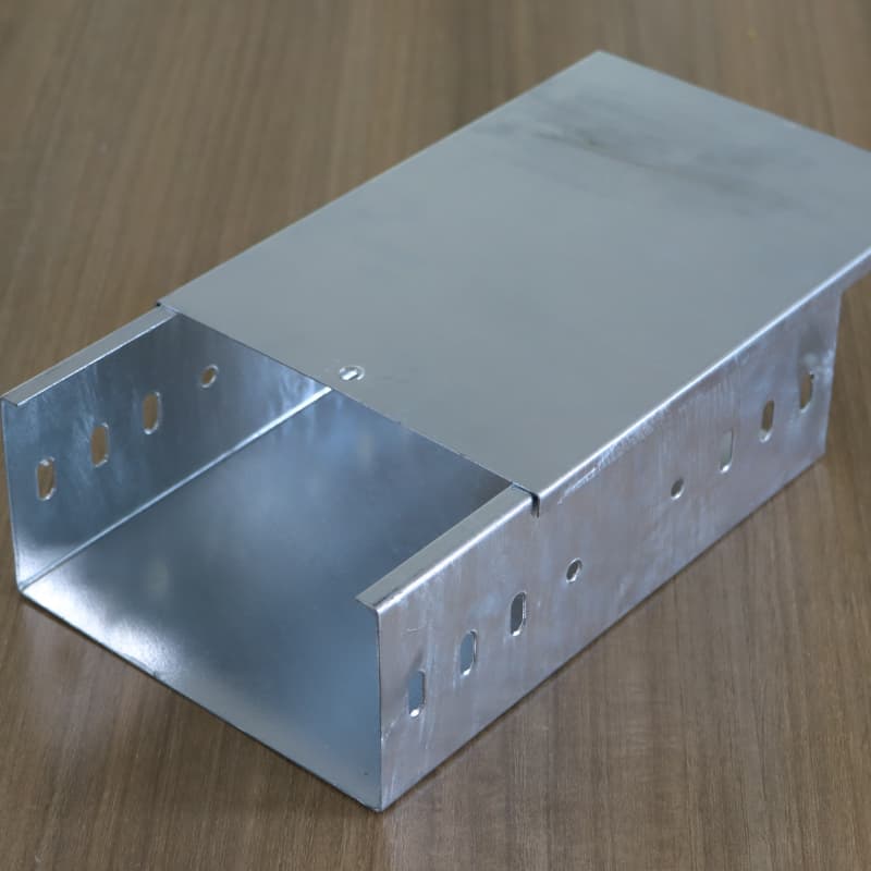 Dulang kabel melalui